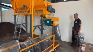 Compost bagging equipment