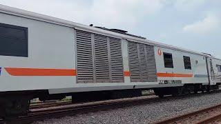 PEMBANGKIT KERETA UNIK MENGGUNAKAN GRILL STAINLES STEEL