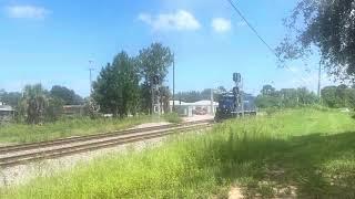 Railfan shorts: FEC Local 915 darting through Port St John