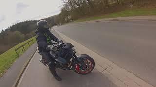 Kawasaki er 5 & Suzuki GSX-S 750 Nienstedter Pass - Wenzen Teil 1