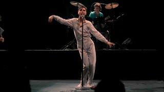 Talking Heads - Life During Wartime (live)