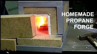 Homemade propane forge for blacksmithing/Gazowy piec kowalski