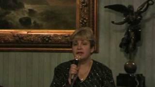 "Эта женщина в окне" (запись 2004 г.). Поёт Надежда Вдовкина, за ф-но Дьяченко Марина Петровна.
