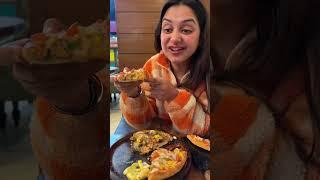 PizzaVs Burger ?? #shorts #trendingshorts #foodlover #tasty #viral #meghachaube