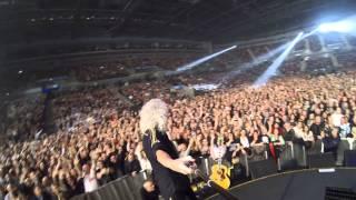 Brian May - Selfie Stick Video - LIVERPOOL Echo arena (2/26/2015)