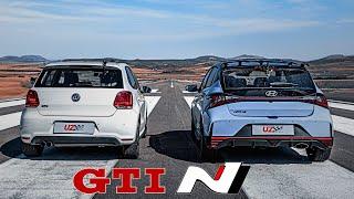 DRAG YARIŞI: Hyundai i20N vs. VW Polo GTI | Hot Hatch'ler Uçak Pistinde | Hyundai vs Volkswagen