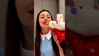 Do you like chupa chups? #tiktok тикток Хочешь чупа чупс, девушка сосет чупа чупс