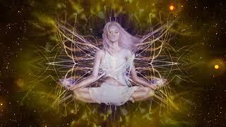 ФУТАЖ КОСМОС В РУКАХ МЕДИТИРУЮЩЕЙ ЖЕНЩИНЫ! FOOTAGE SPACE IN THE HANDS OF A MEDITATED WOMAN!