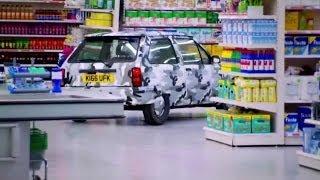 Top Gear - Richard Hammond drives a Vauxhall Nova SRi in a supermarket