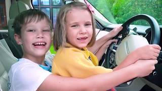 Max and Katy pretend play Police with daddy