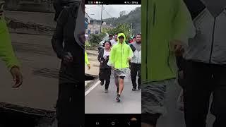 muchísima gente se unía a correr con shin fujiyama el día de ayer  suscribete