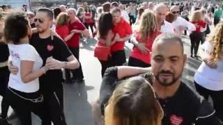 FLASH MOB ROMA 2016 KIZOMBA LATIN PROJECT  CARLOS & ILARIA