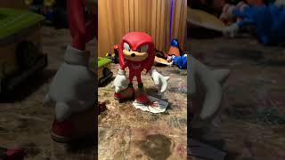 never stomp on spiders #knucklestheechidna #sonicandknuckles #knuckles #stopmotionanimation