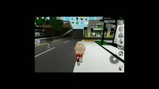 roblox girl shits herself while rushing to the bathroom!