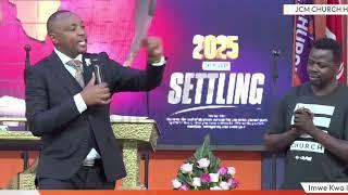 Bishop Ben Kiengei gives 100k, shopping and 1year house rent for this man who named kids after him
