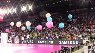 Final Four Coppa Italia, i 'superpalloncini' fanno impazzire i tifosi!