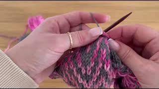 Підняття петель підрізу і рукава / Pick up and knit sts at the underarm for sleeve