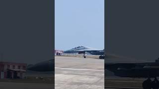 Sukhoi Su-30 fighter close view