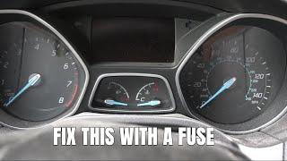 How to fix a blank car dashboard - Ford Focus 2013 - (Fuse 69 replace or reinsert)