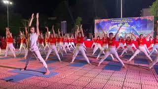 RHYTHMIC YOGA  DANCE PARFOMENS SONG TERI MITTI CREATE BY SURIYA