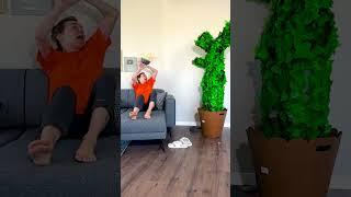 Tree man prank on girlfriend 