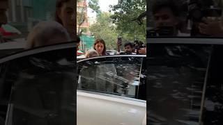 Jaya Bachchan And Shweta Bachchan Nanda Arriving At Prayer Meet Of Late Rono Mukherjee