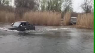 ZP 4X4 УАЗ на шнурке у Паджеро)