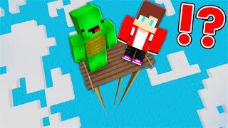 JJ And Mikey Survive On HIGHEST RAFT EVER In Minecraft - Maizen