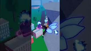 I GAVE AWAY a GRAVITY Fruit in Blox Fruits! 🫡 #meme #roblox #bloxfruits #kingdeived