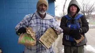 300 Cheeseburgers Feeding the Homeless! - Helping the Needy