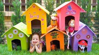 Настя и папа строят домики для собак / Nastya and papa makes playhouses for toys