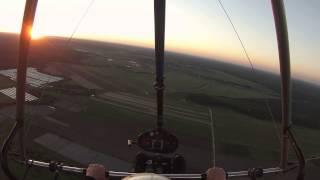 Красивый полет на дельталете. NIce flight with powered trike glider in Russia