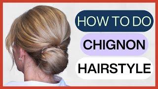 So machen Sie einen einfachen Chignon-Dutt bei mittellangem Haar