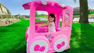 Hello Kitty Car SNACK SHOP!! Oaks Favorite (FAST) Powerwheels!