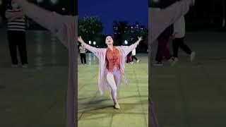 青青世界广场舞 这身材太火辣了受不了|广场舞|熟女|骚女|大尺度|阿姨|少妇|诱惑|更多各种视频|各种需求的视频QQ:64642324