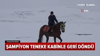 Yarış Atını Kendi İmkanlarıyla Şampiyonluğa Hazırlıyor