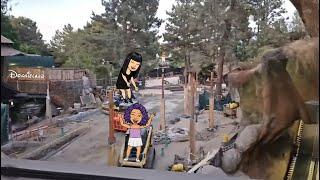 LIVE: streaming Disneyland Resort with Jen & CL 8pm Sunday August 18️️