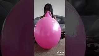 [FROM TIKTOK] Blowing balloon to pop