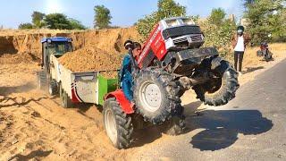 VST Shakti VT 224 1D Ajai 4Wd Tractor Stuck in Mud Badly Help by Solis H24 Tractor Loader