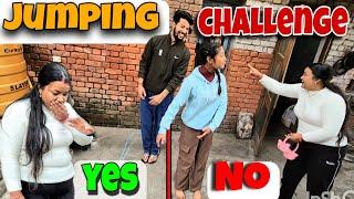 Yes or No Jumping challenge || Has-Has ke Sab ho gye pagal || Enjoy with family ️