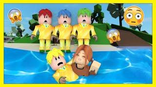 ZENGİN ÇOCUK DENİZE DÜŞTÜ ROBLOX BROOKHAVEN HİKAYE KÜBRA NİSA HAN KANAL