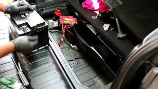 2007-2013 BMW X5 E70 Battery replacement