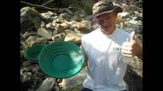 Vermont Gold Panning.  Joe, with Yankee Gold Prospecting Adventures