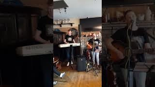 No Strings Attached. ‎@WolfeTonesTV  cover. Come Out ye Black and Tans.