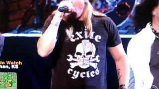 Bret Michaels Gets "Dropped" at Tony Awards