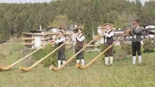Verleihung Friedensbotschafterwürde an Stadt Elzach Friedensglocke Alpenraum Telfs