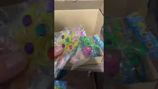 WELLVO Party Favors for Kids 14 Pack Light