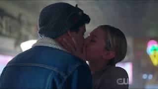 my favourite bughead moments