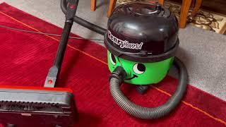 I finally got a Henry Hound vacuum cleaner!!!