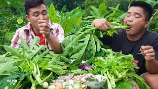 MUKBANG 30 BATANG PEPAYA MENTAH + SAMBAL BAWANG SUPER PEDAS